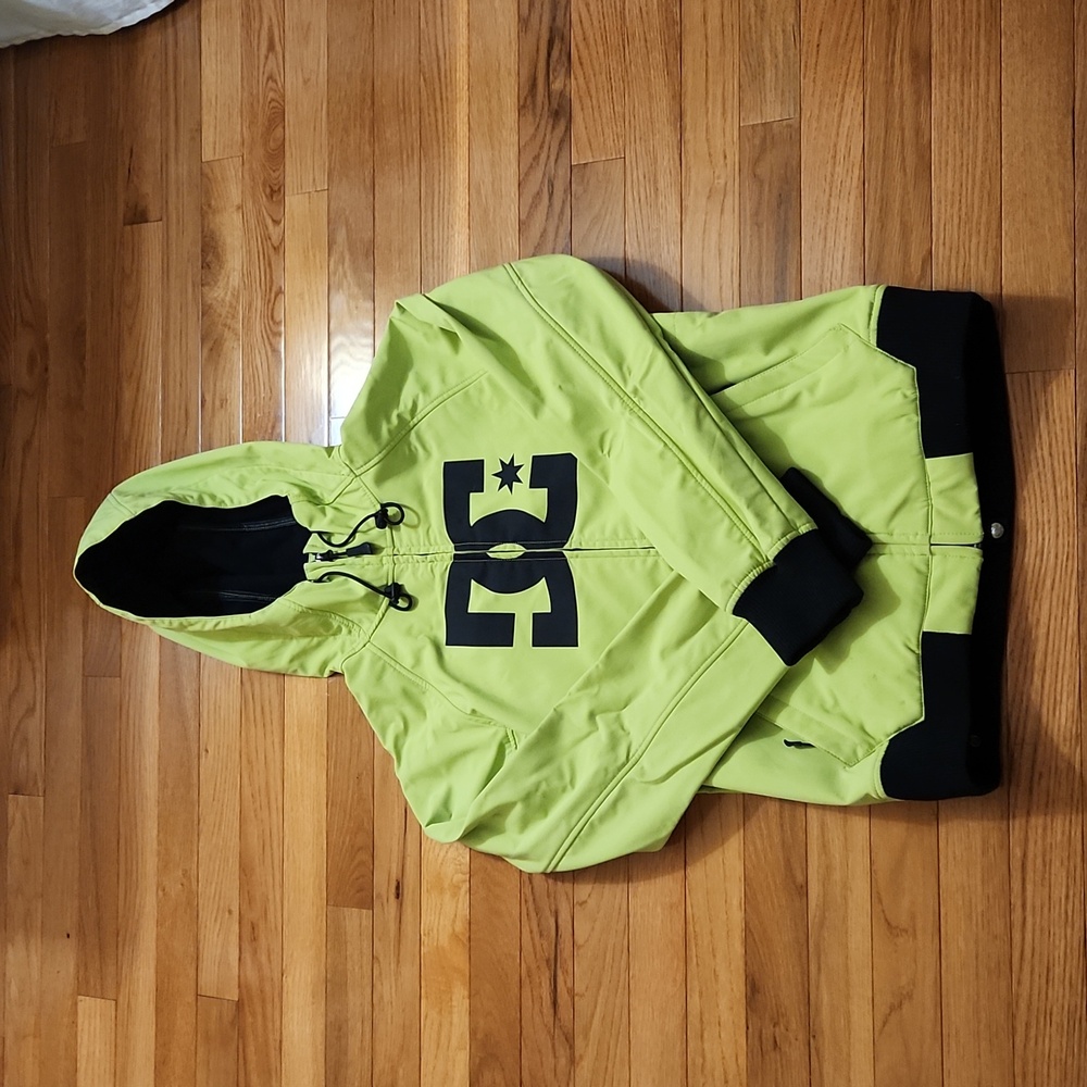 DC Snowboarding Shell Jacket